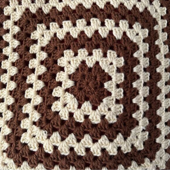 Handcrafted Made Spain Boho Vintage Retro Crocheted Granny Square Shopper Tote - Picture 4 of 10